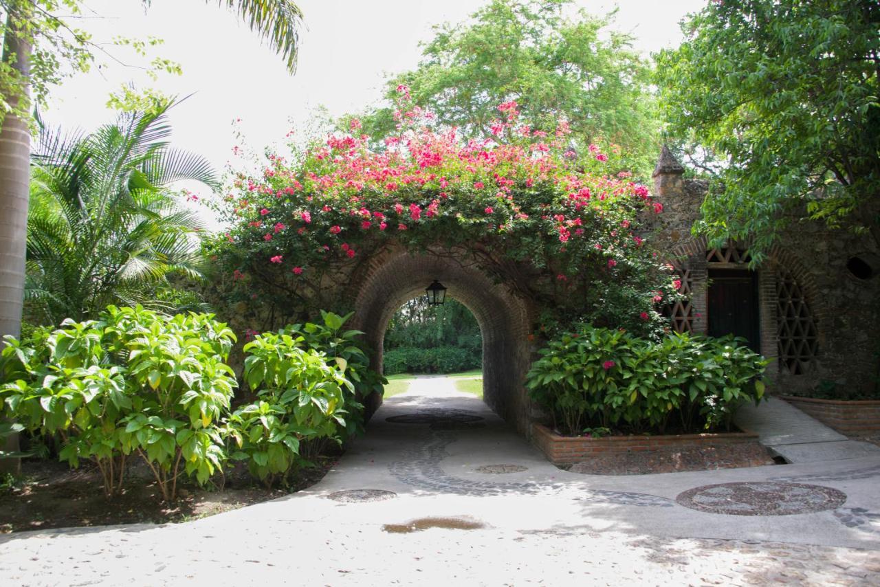Hotel Hacienda Vista Hermosa Tequesquitengo Exterior foto
